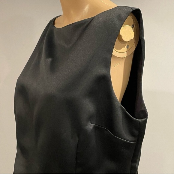 Nicole Miller blouse sleeveless satin cropped black size 16 - Picture 11 of 11
